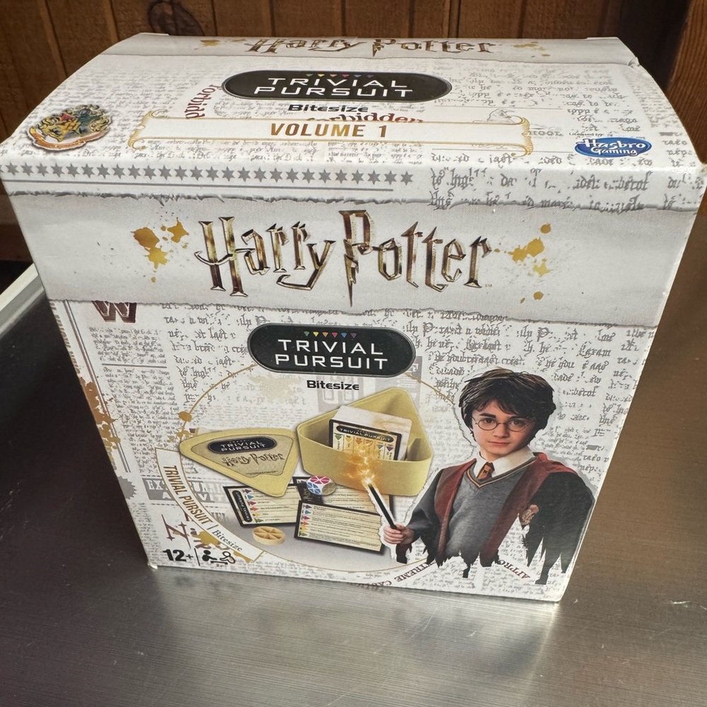 Hasbro Harry Potter Trivia Game Bitesize